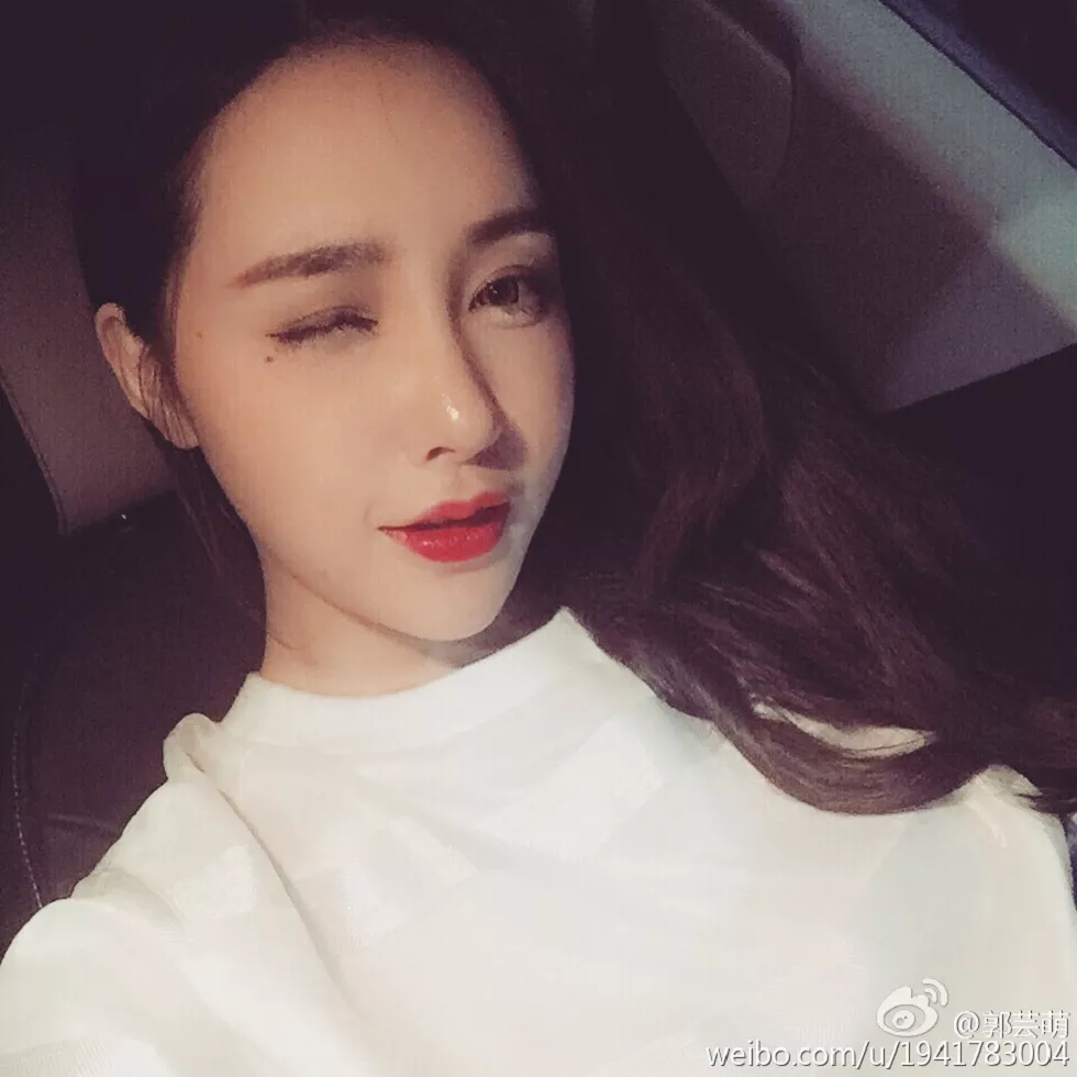 美女嫩模郭芸萌性感自拍美图写真微博合集270P