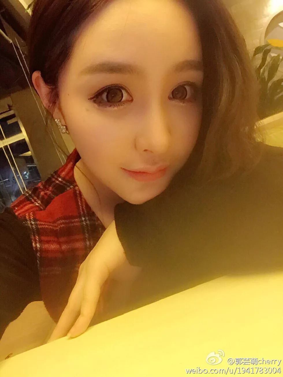 美女嫩模郭芸萌性感自拍美图写真微博合集270P