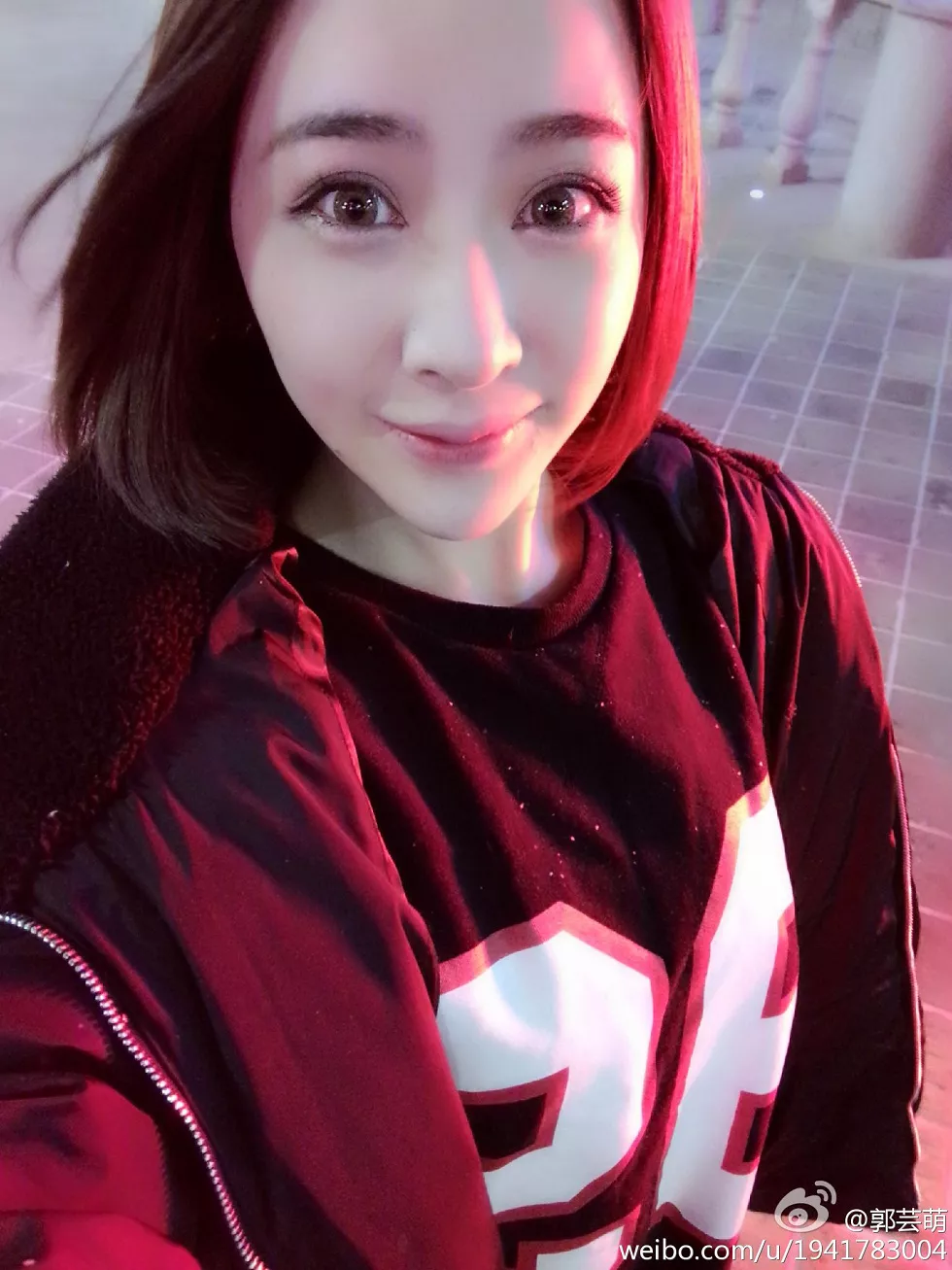 美女嫩模郭芸萌性感自拍美图写真微博合集270P