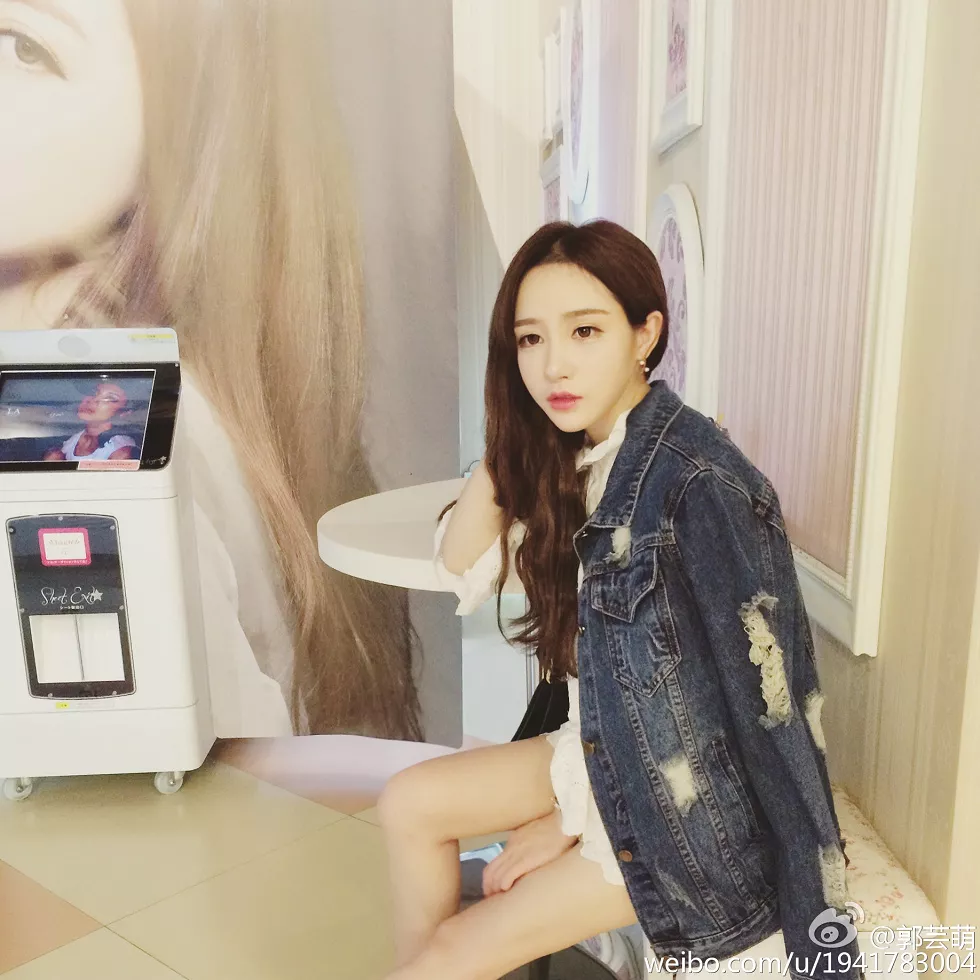 美女嫩模郭芸萌性感自拍美图写真微博合集270P
