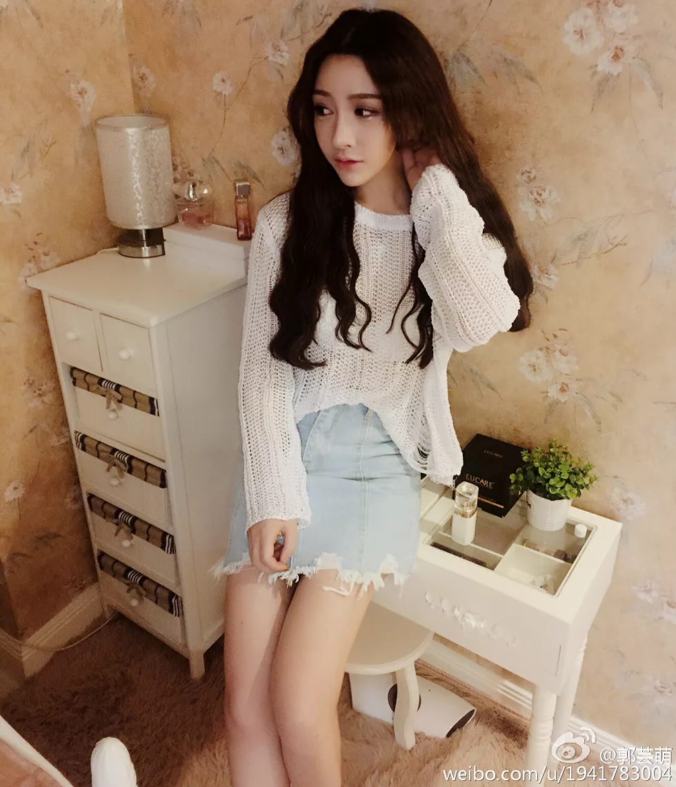 美女嫩模郭芸萌性感自拍美图写真微博合集270P