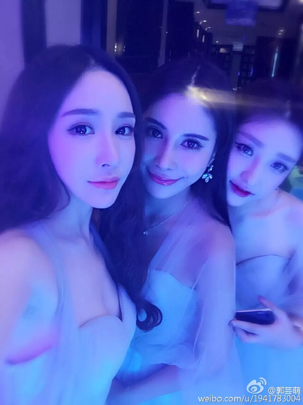 美女嫩模郭芸萌性感自拍美图写真微博合集270P