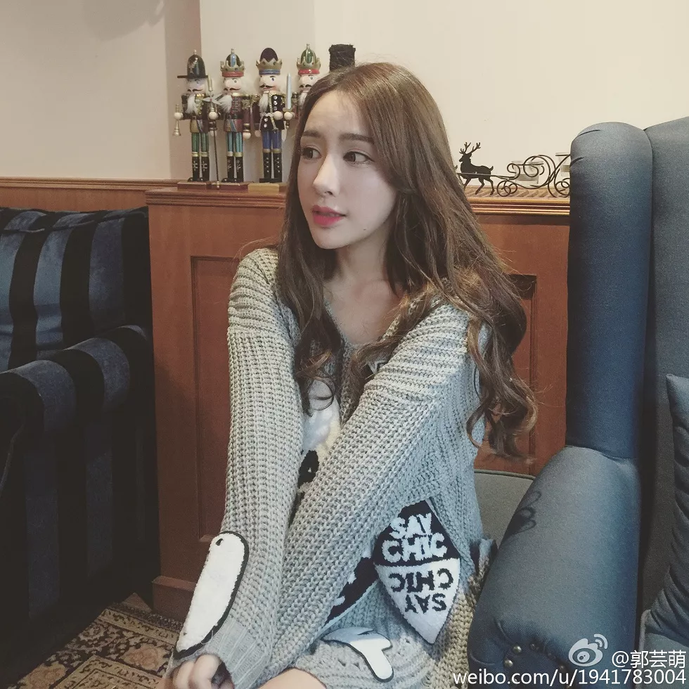 美女嫩模郭芸萌性感自拍美图写真微博合集270P