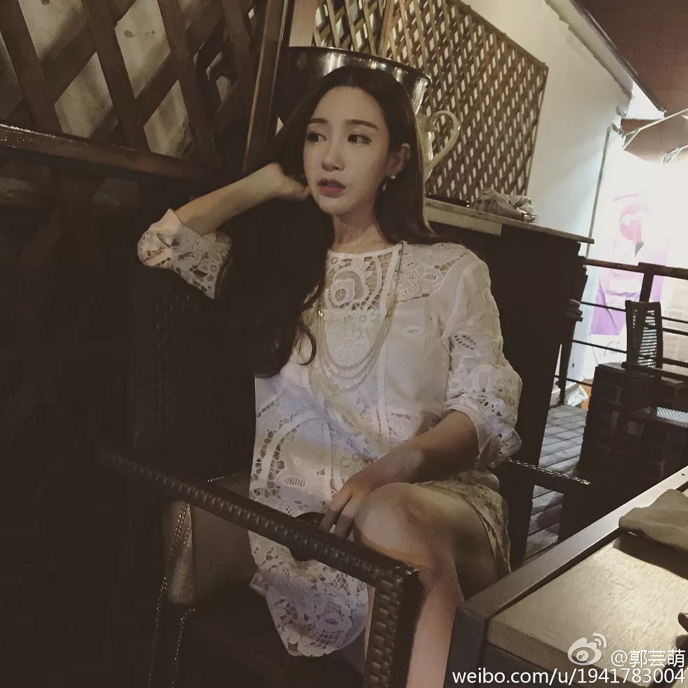 美女嫩模郭芸萌性感自拍美图写真微博合集270P