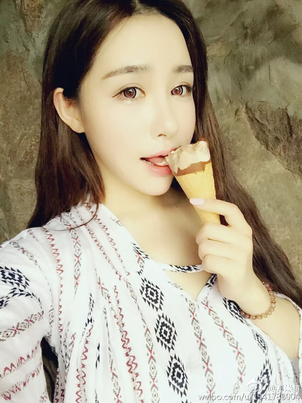 美女嫩模郭芸萌性感自拍美图写真微博合集270P