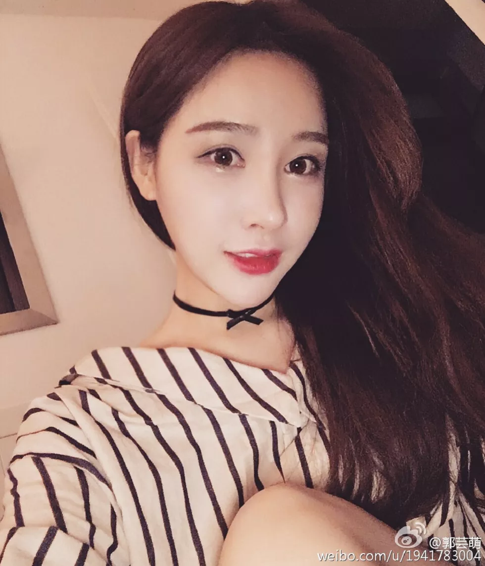 美女嫩模郭芸萌性感自拍美图写真微博合集270P