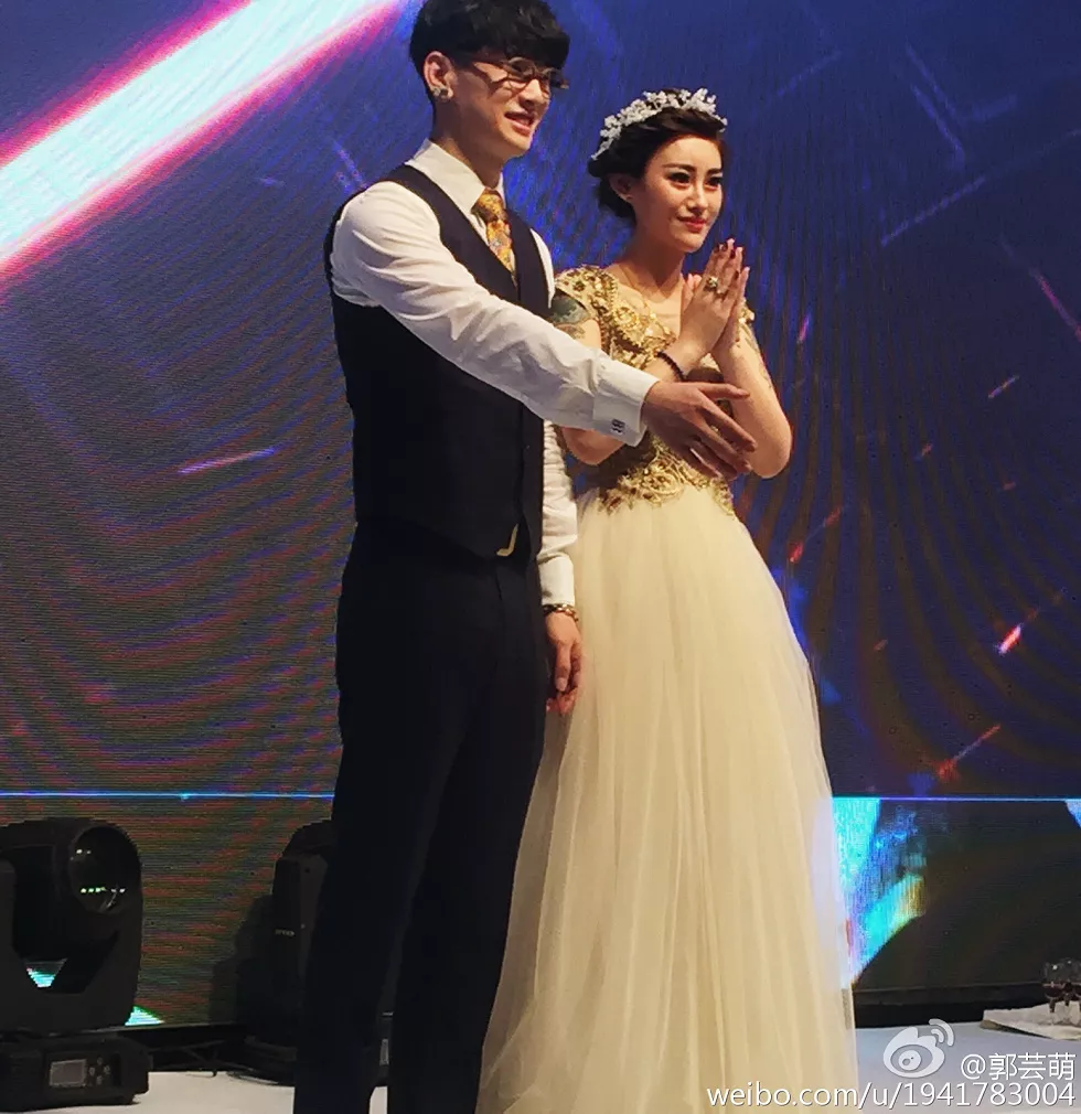 美女嫩模郭芸萌性感自拍美图写真微博合集270P
