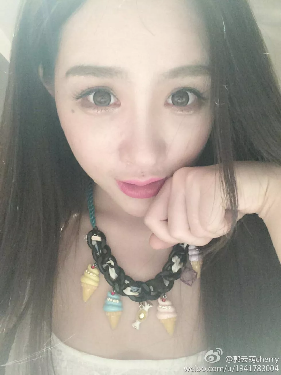 美女嫩模郭芸萌性感自拍美图写真微博合集270P