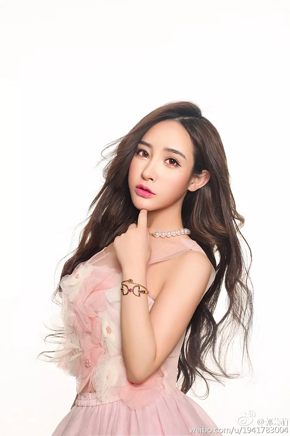 美女嫩模郭芸萌性感自拍美图写真微博合集270P