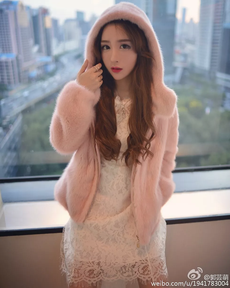 美女嫩模郭芸萌性感自拍美图写真微博合集270P