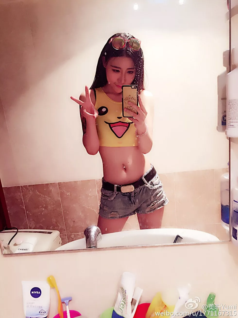 嫩模美昕Yumi完美身材白嫩肌肤海量微博写真255P