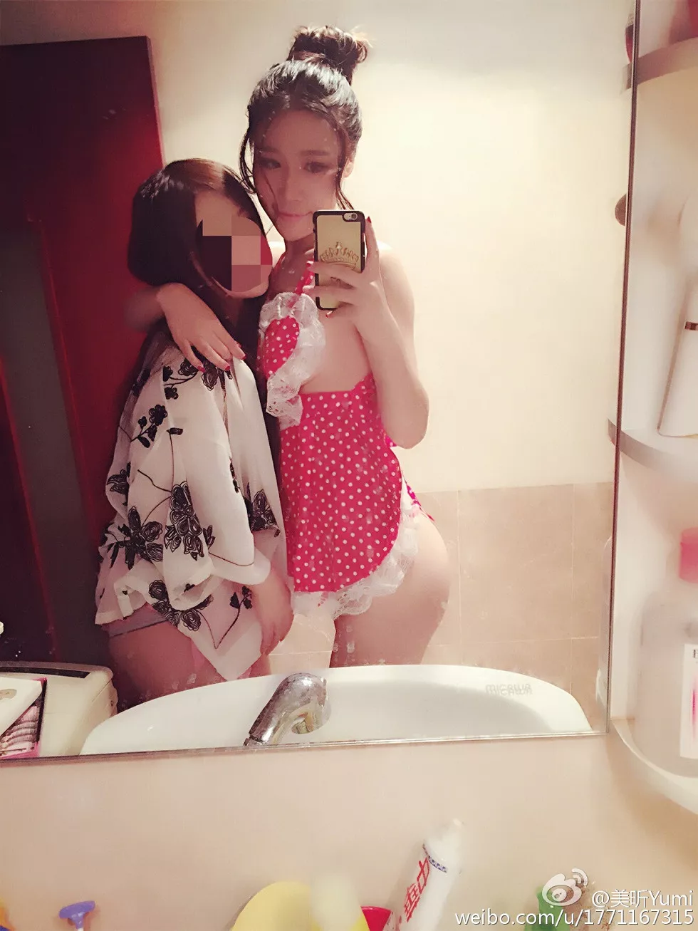 嫩模美昕Yumi完美身材白嫩肌肤海量微博写真255P