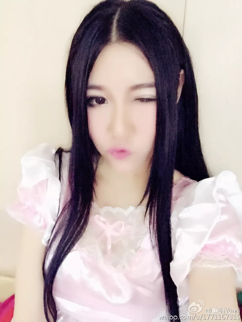 嫩模美昕Yumi完美身材白嫩肌肤海量微博写真255P