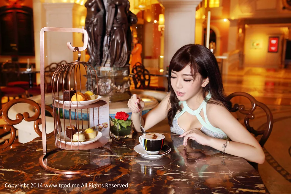 [TGOD推女神]2015.01.09_刘飞儿Faye之女神去哪儿《第20期》性感比基尼写真63P