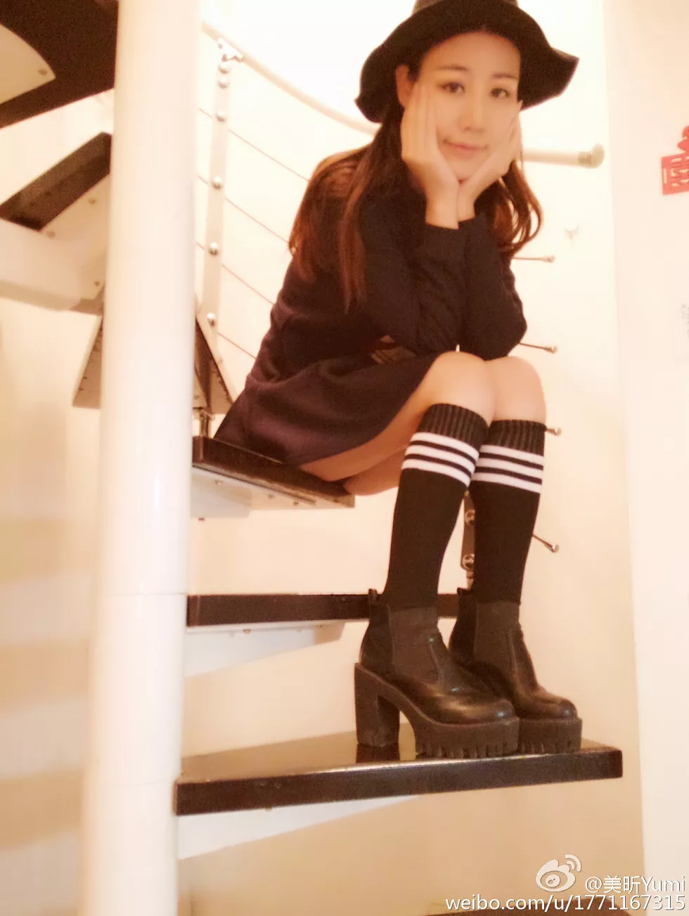 嫩模美昕Yumi完美身材白嫩肌肤海量微博写真255P