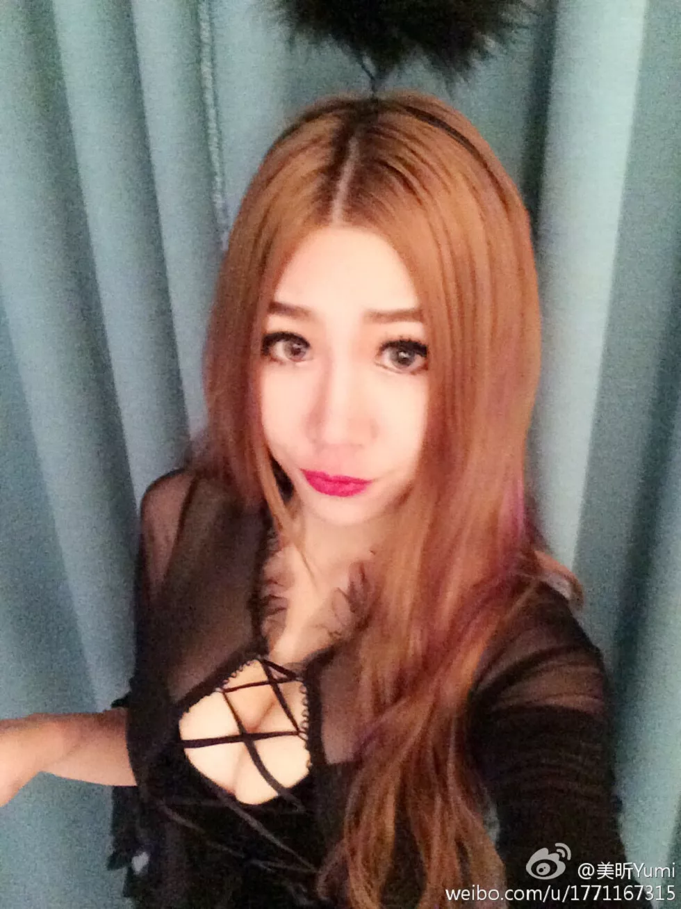 嫩模美昕Yumi完美身材白嫩肌肤海量微博写真255P