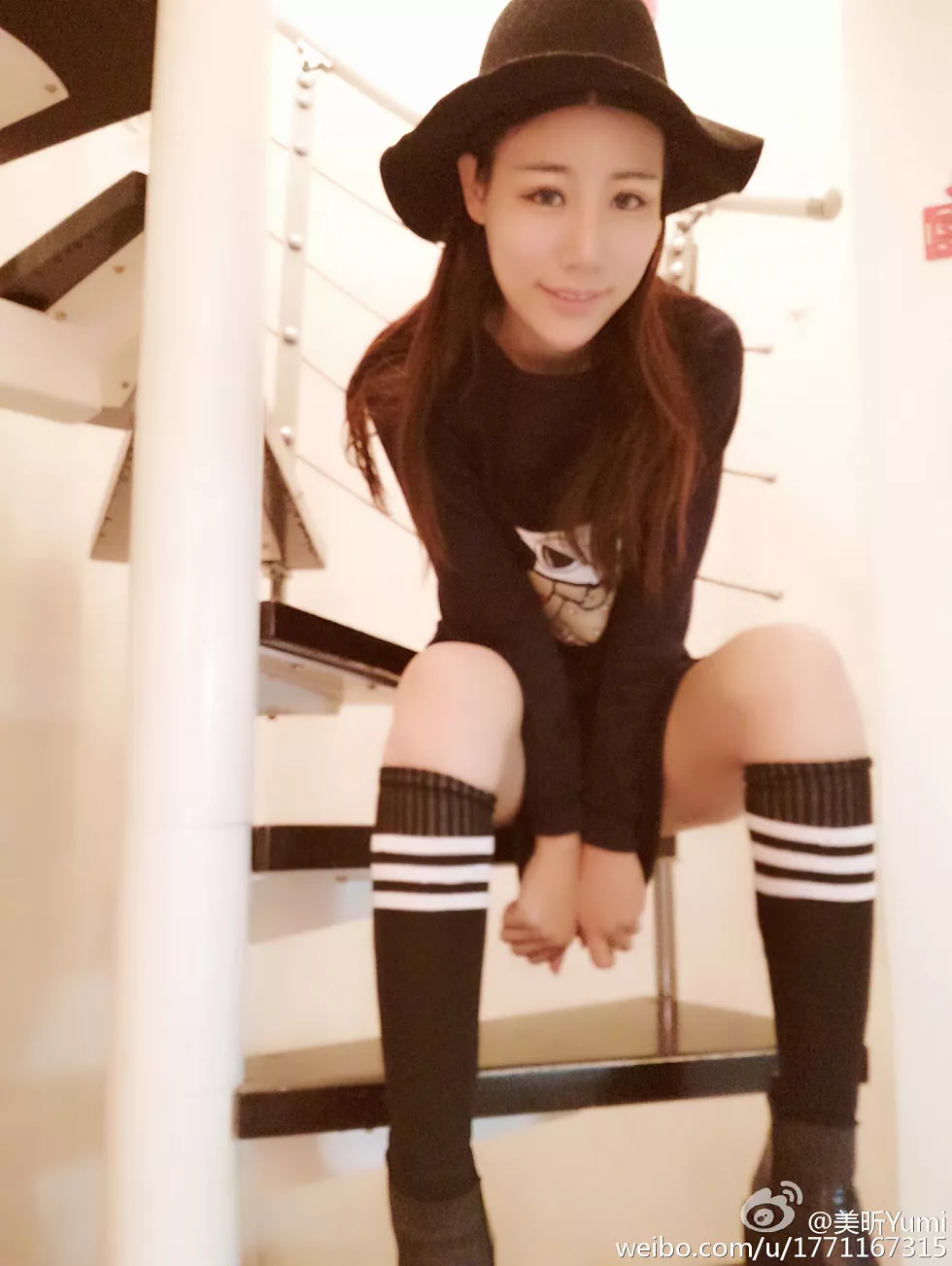 嫩模美昕Yumi完美身材白嫩肌肤海量微博写真255P