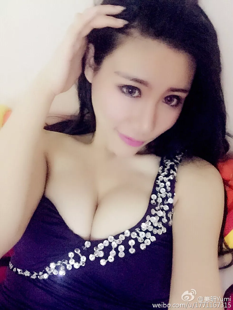 嫩模美昕Yumi完美身材白嫩肌肤海量微博写真255P