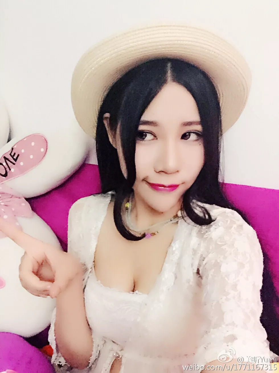 嫩模美昕Yumi完美身材白嫩肌肤海量微博写真255P