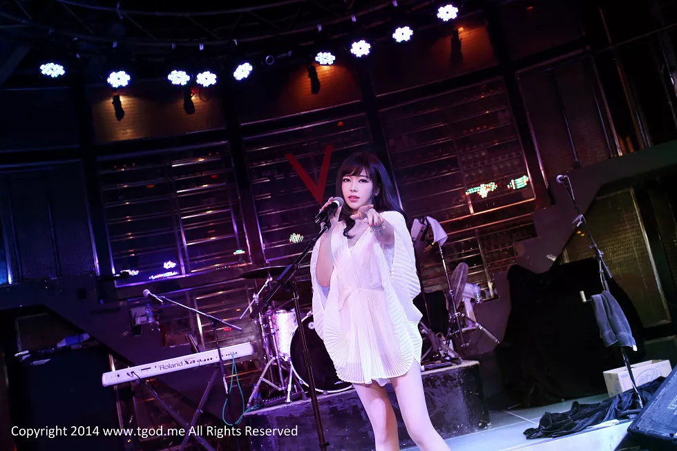 [TGOD推女神]2015.01.09_刘飞儿Faye之女神去哪儿《第20期》性感比基尼写真63P