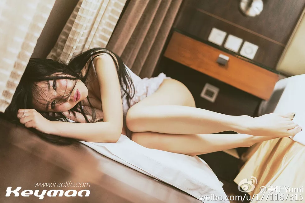 嫩模美昕Yumi完美身材白嫩肌肤海量微博写真255P