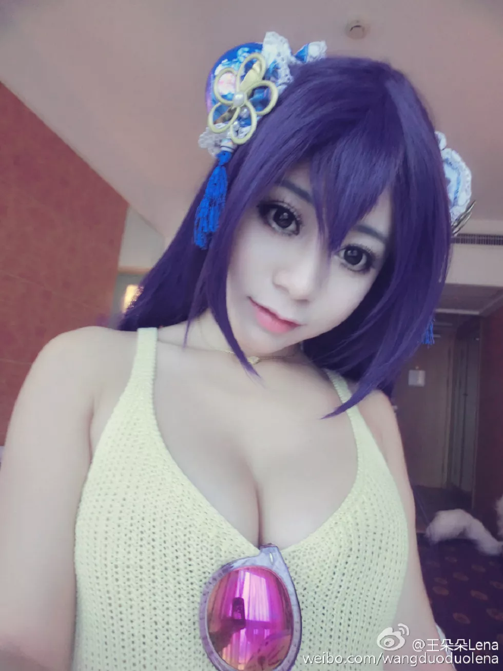 甜美尤物王朵朵Lena火爆身材童颜巨乳性感微博写真498P