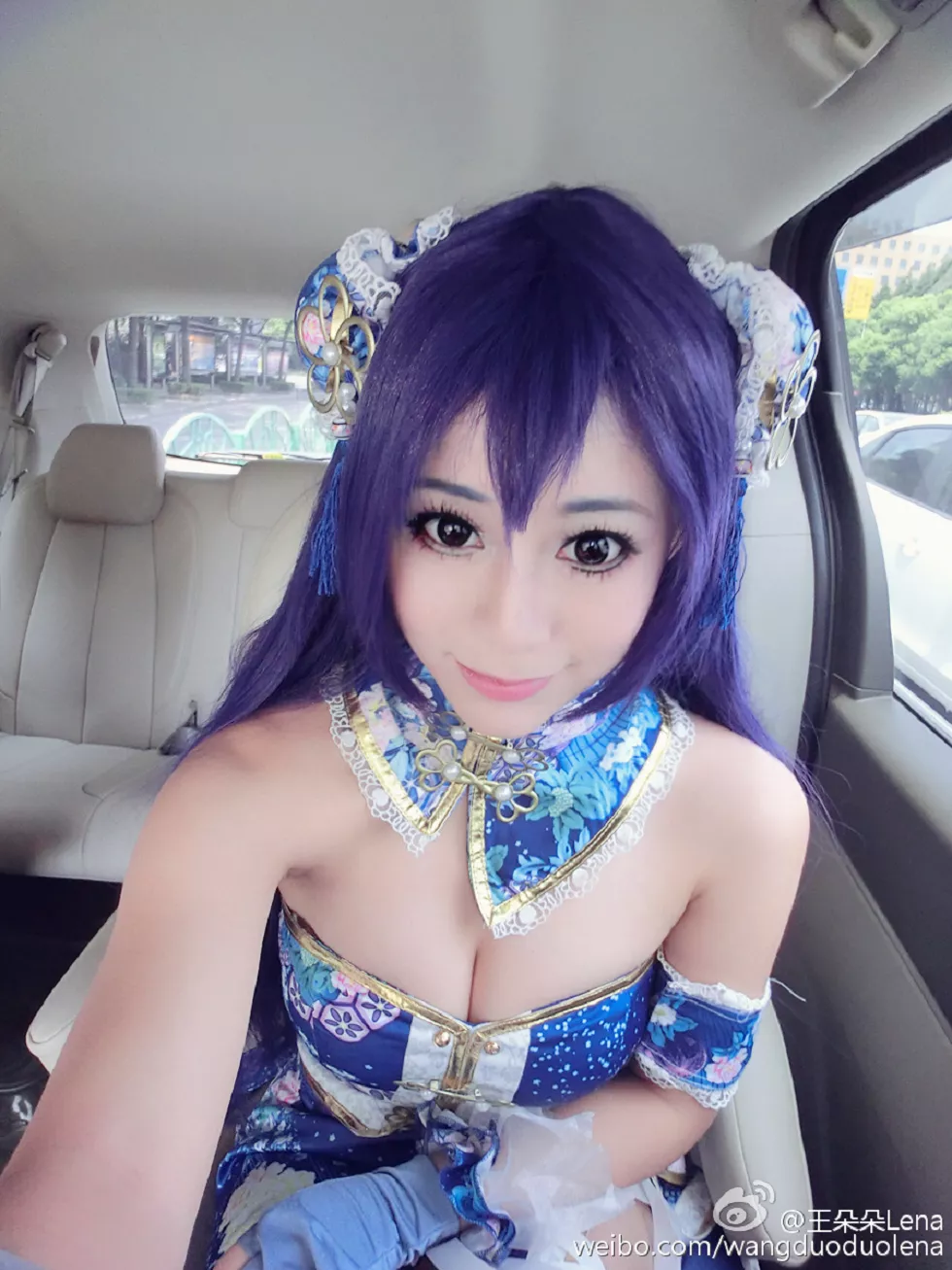 甜美尤物王朵朵Lena火爆身材童颜巨乳性感微博写真498P