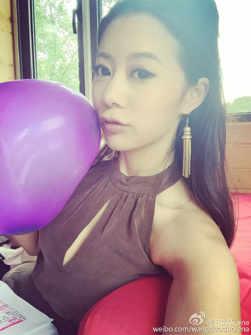 甜美尤物王朵朵Lena火爆身材童颜巨乳性感微博写真498P