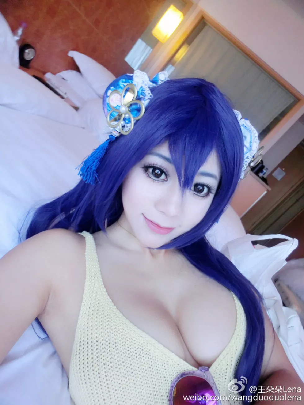 甜美尤物王朵朵Lena火爆身材童颜巨乳性感微博写真498P