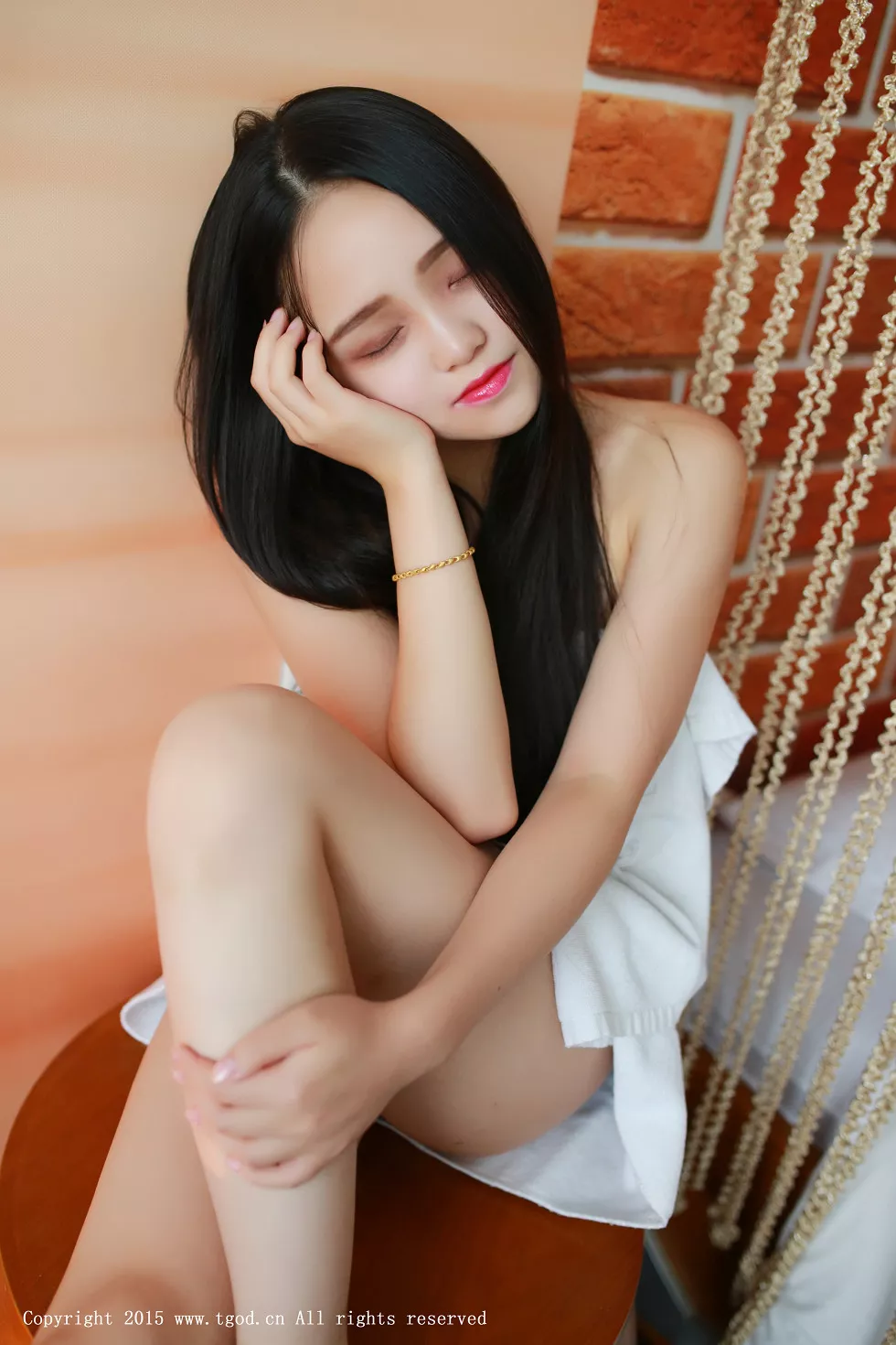 [TGOD推女神]2015.09.05_嫩模佩佩Cassie黑色蕾丝小内裤性感小野兽写真54P