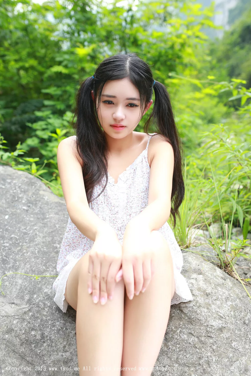 [TGOD推女神]2015.08.20_嫩模果味包子空山新雨后系列二清纯迷人写真44P