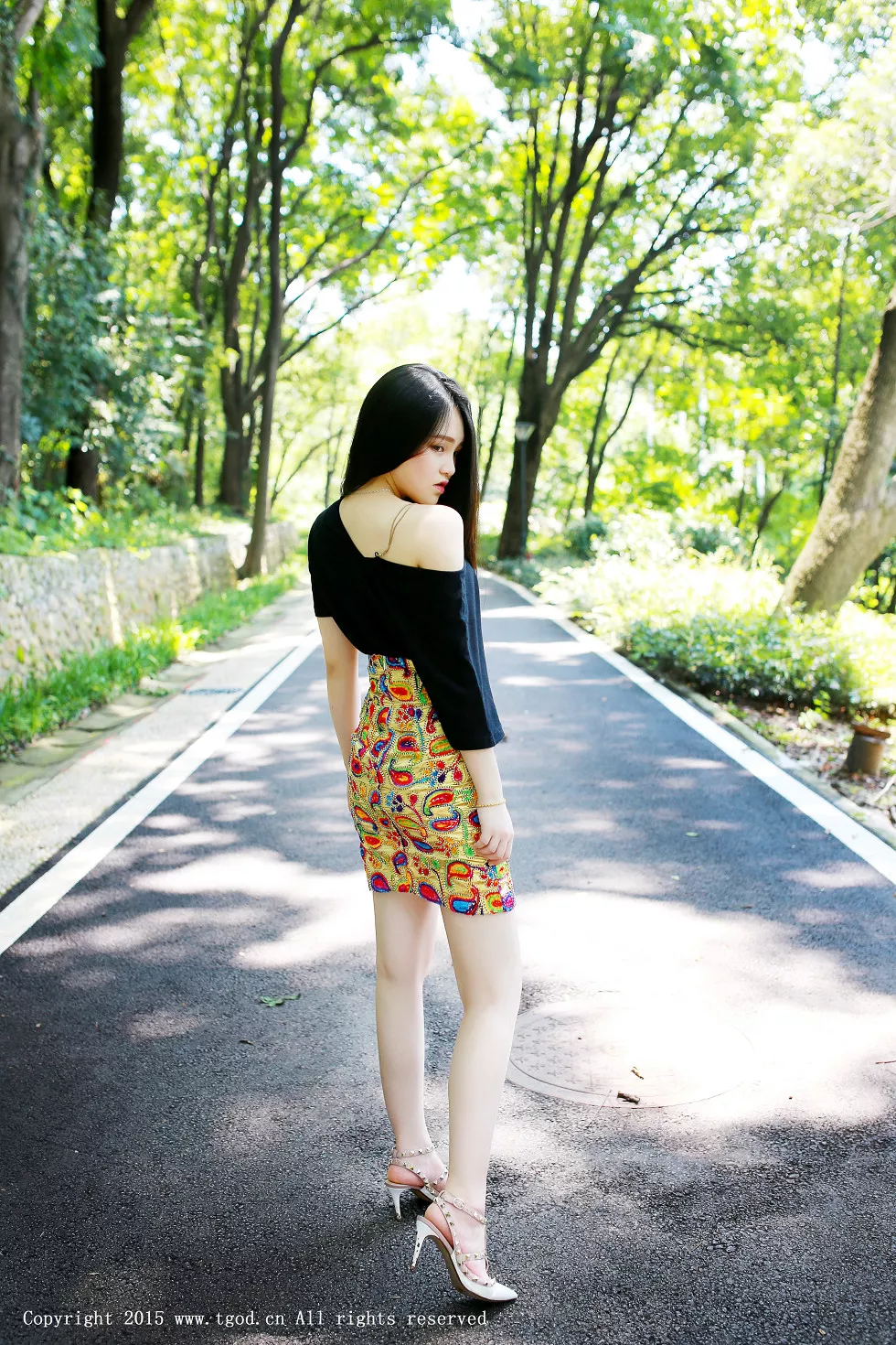 [TGOD推女神]2015.09.05_嫩模佩佩Cassie黑色蕾丝小内裤性感小野兽写真54P