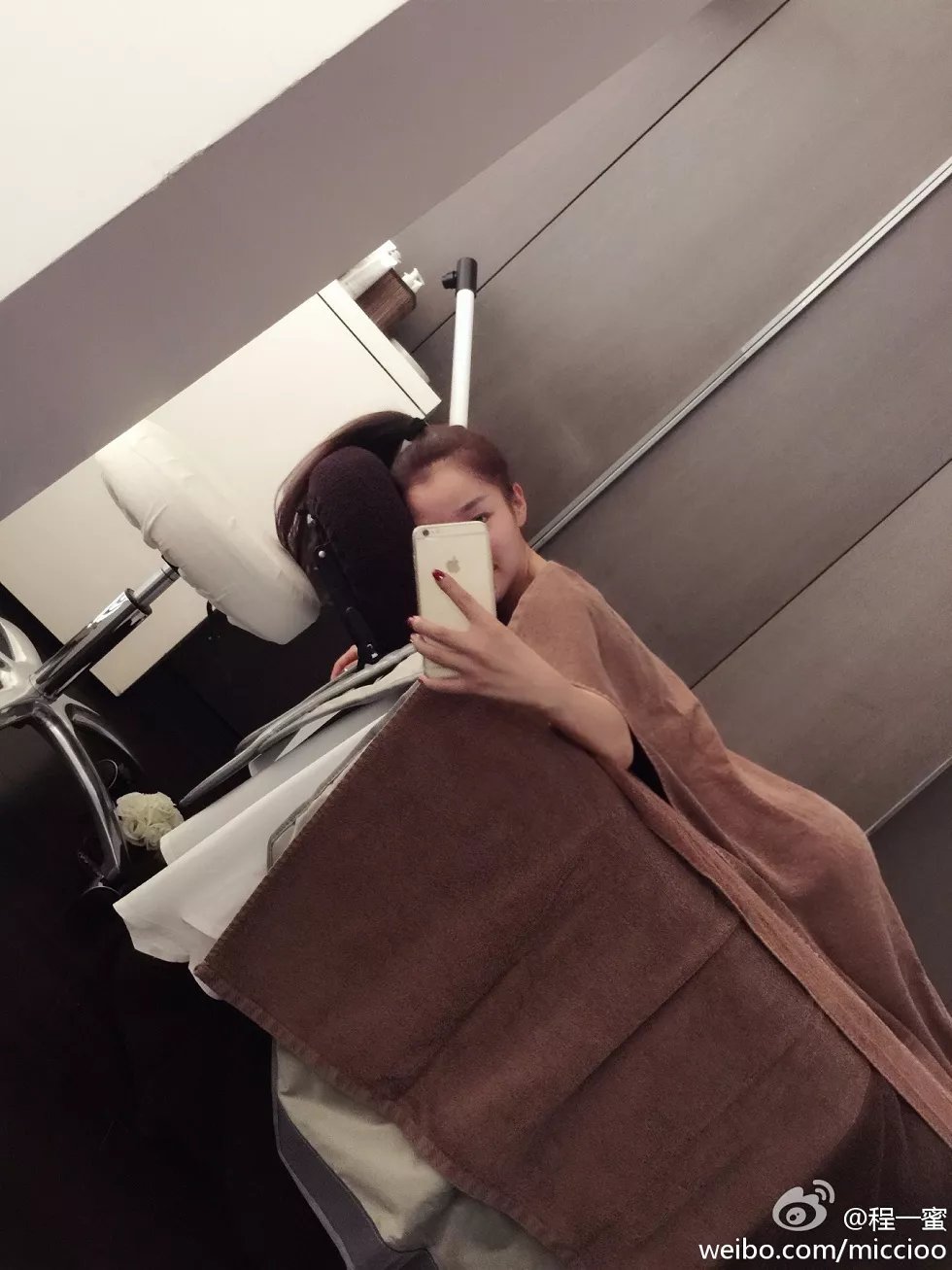 内地嫩模程一蜜肥臀巨乳海量微博性感写真500P