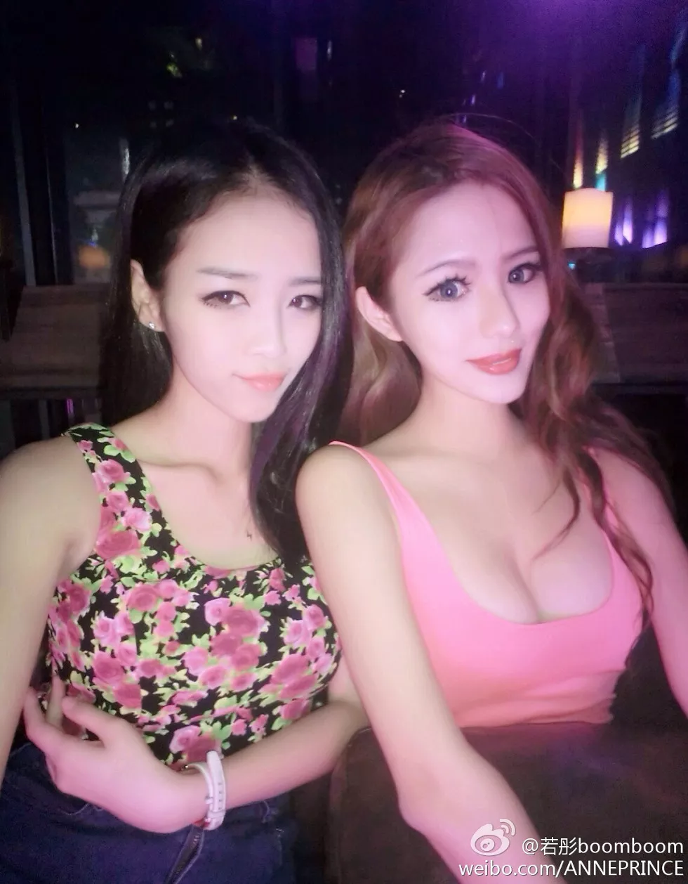 内地嫩模若彤boomboom丰乳大肥臀微博海量写真568P