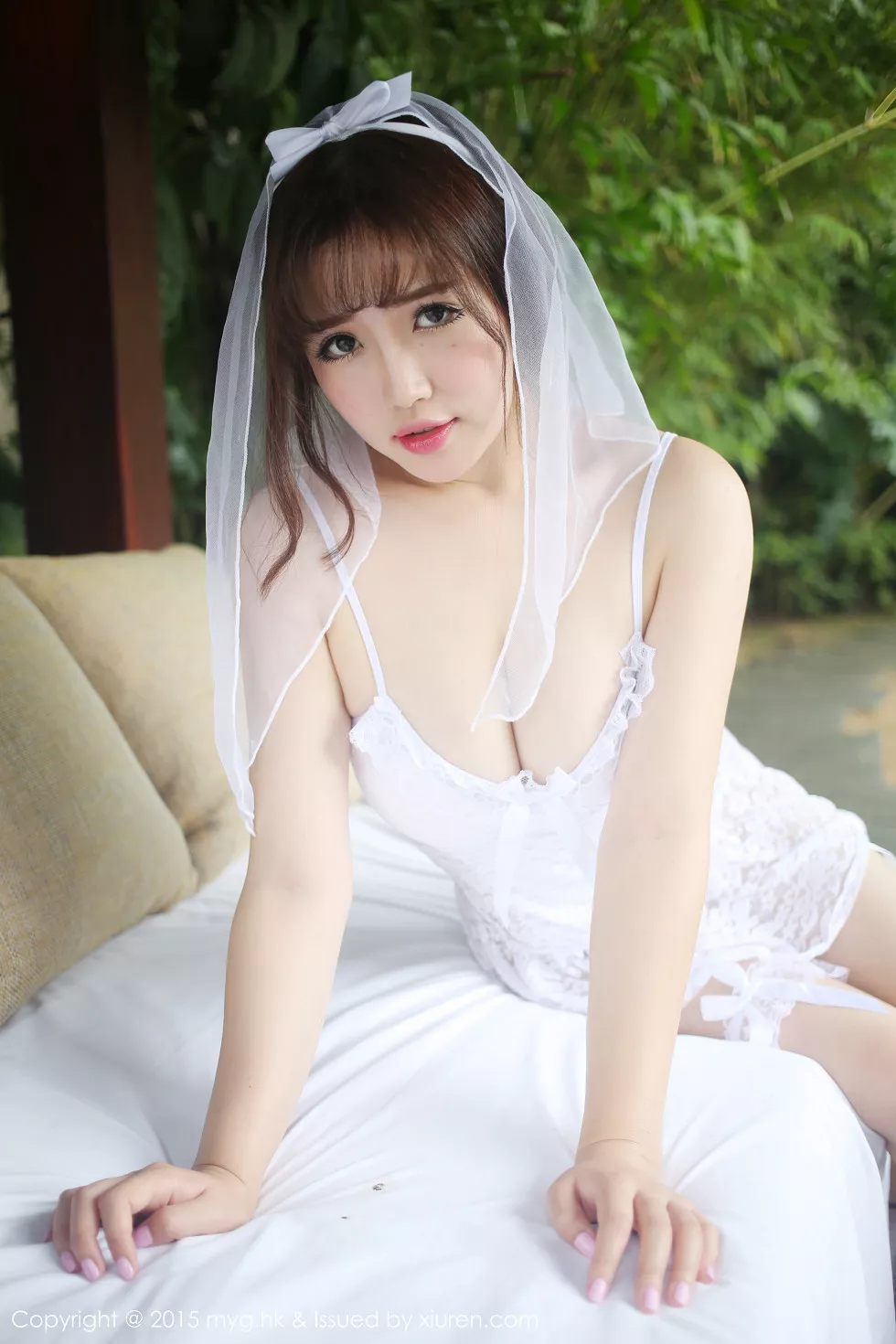 [MyGirl美媛馆]Vol.165_嫩模徐cake三亚旅拍白裙婚纱秀豪乳脱内裤秀美臀写真52P