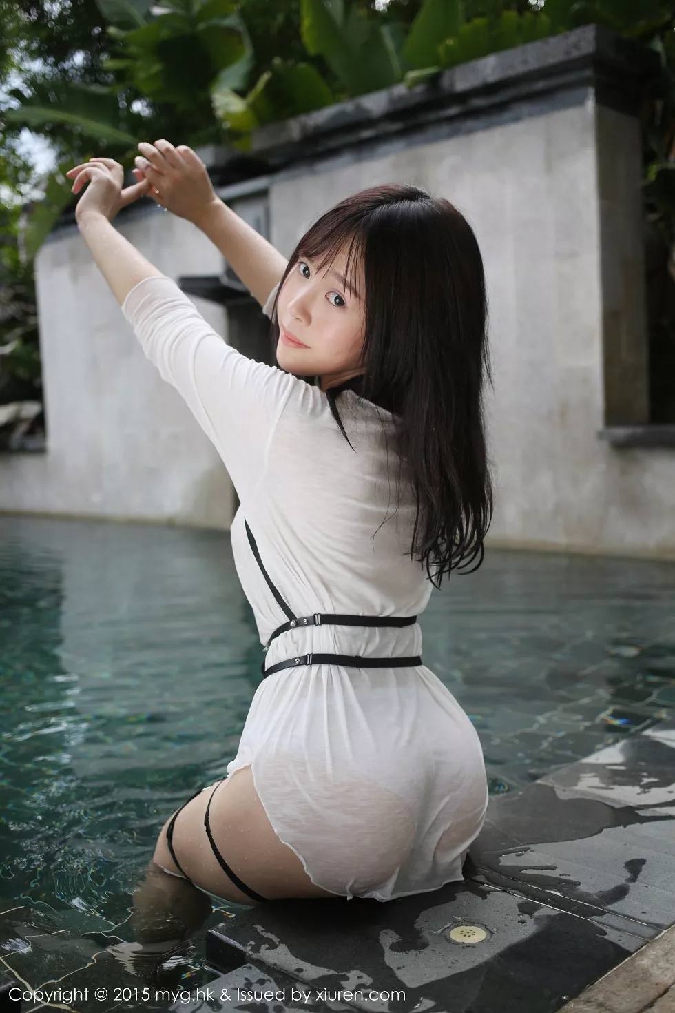 [MyGirl美媛馆]Vol.170_Evelyn艾莉三亚旅拍白色连身裙真空湿身美乳凸点诱惑53P