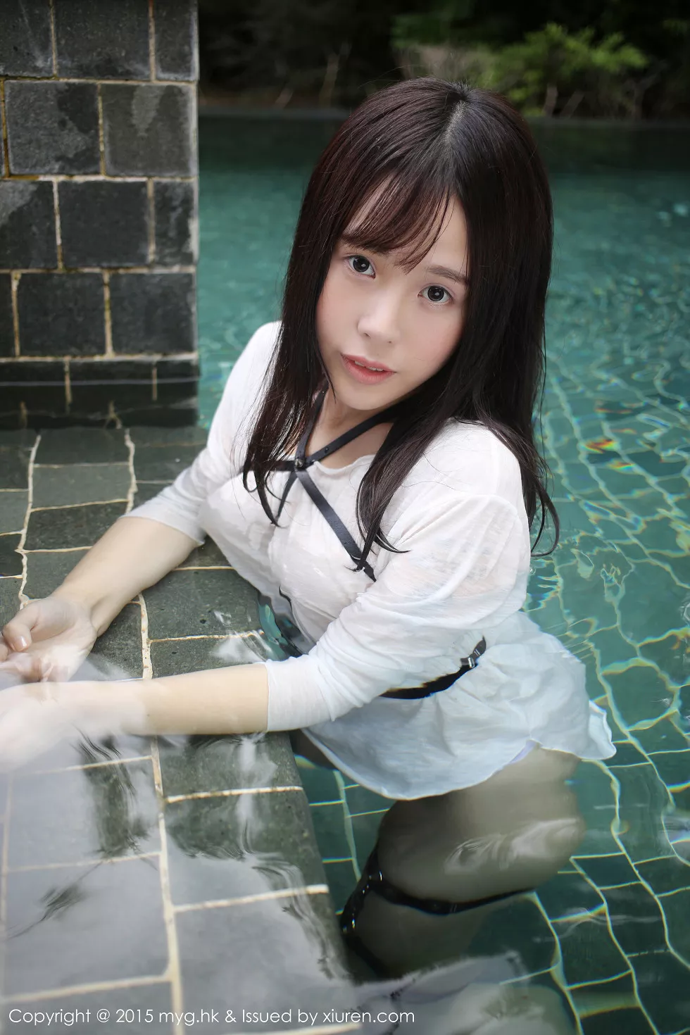 [MyGirl美媛馆]Vol.170_Evelyn艾莉三亚旅拍白色连身裙真空湿身美乳凸点诱惑53P