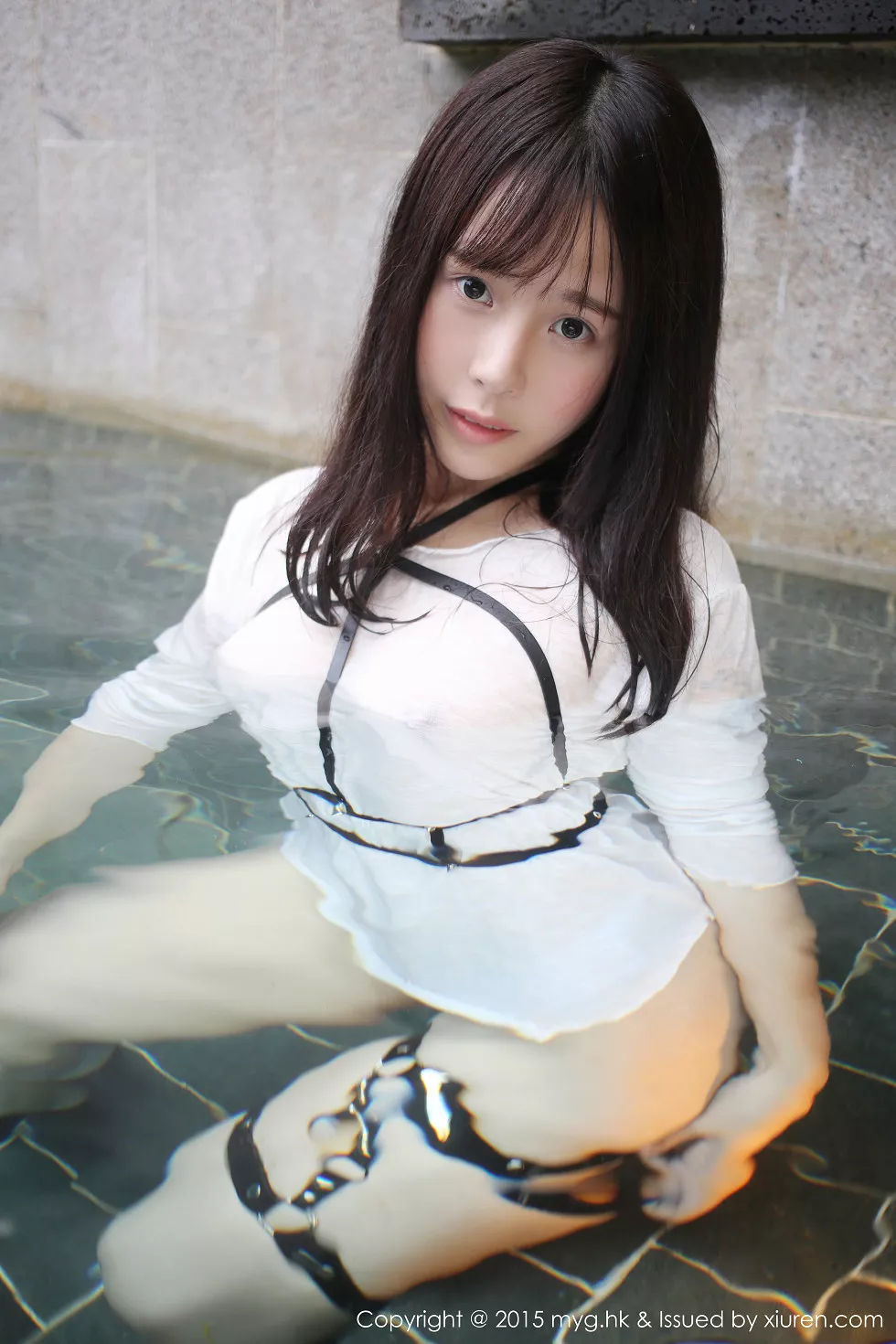 [MyGirl美媛馆]Vol.170_Evelyn艾莉三亚旅拍白色连身裙真空湿身美乳凸点诱惑53P