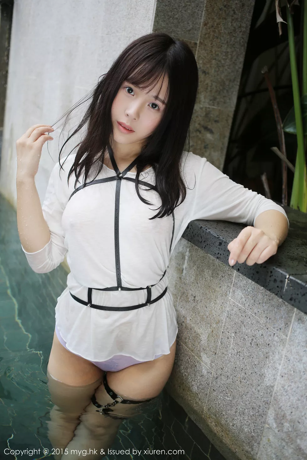 [MyGirl美媛馆]Vol.170_Evelyn艾莉三亚旅拍白色连身裙真空湿身美乳凸点诱惑53P