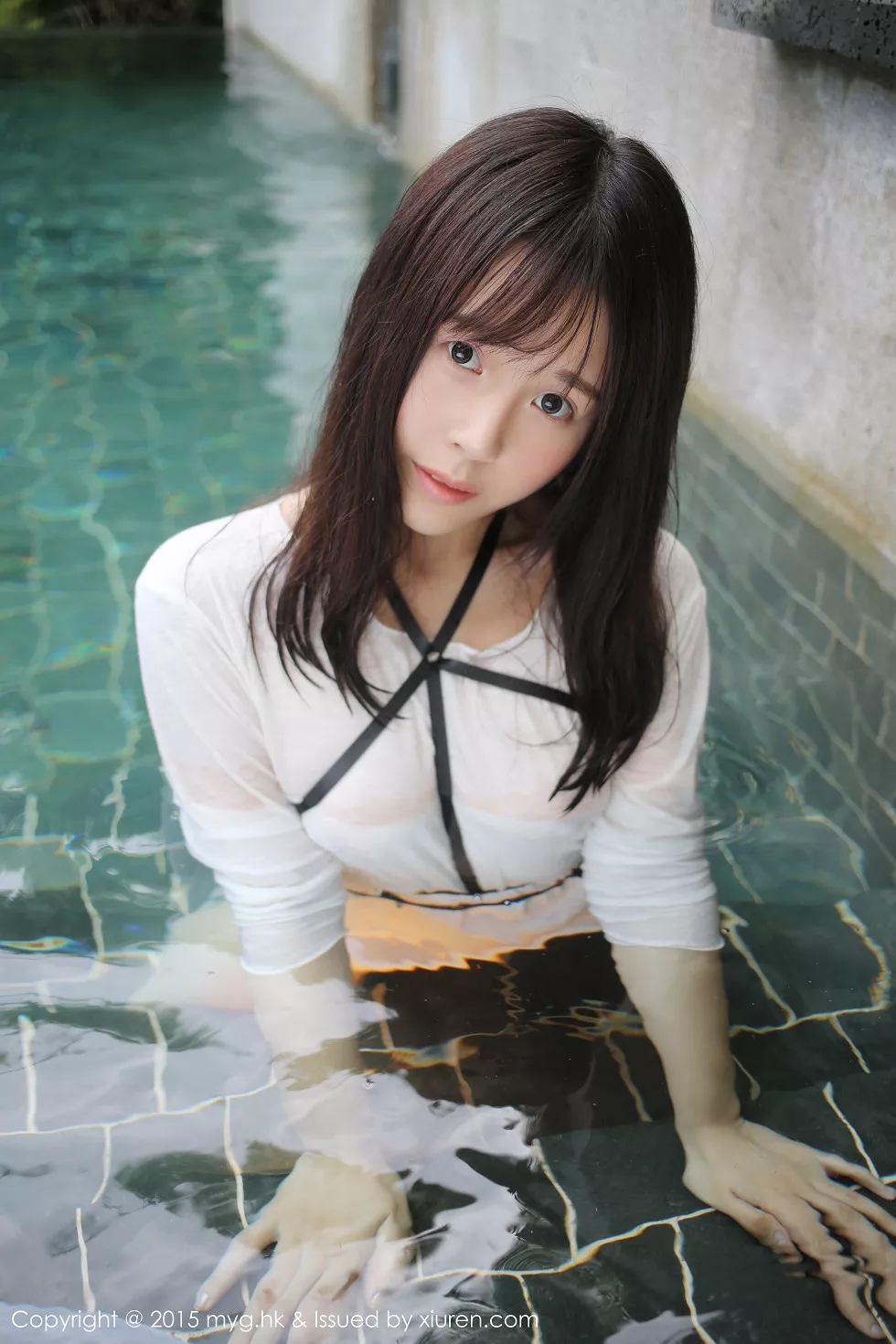 [MyGirl美媛馆]Vol.170_Evelyn艾莉三亚旅拍白色连身裙真空湿身美乳凸点诱惑53P