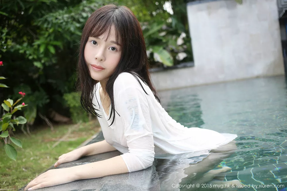 [MyGirl美媛馆]Vol.180_嫩模Evelyn艾莉白色T恤湿身真空透视秀美乳撩人写真60P