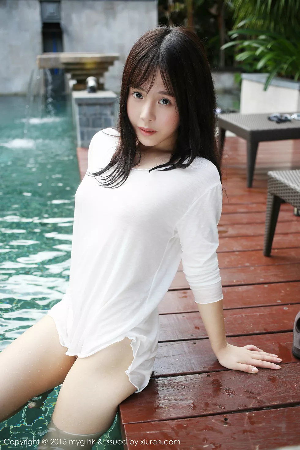 [MyGirl美媛馆]Vol.180_嫩模Evelyn艾莉白色T恤湿身真空透视秀美乳撩人写真60P