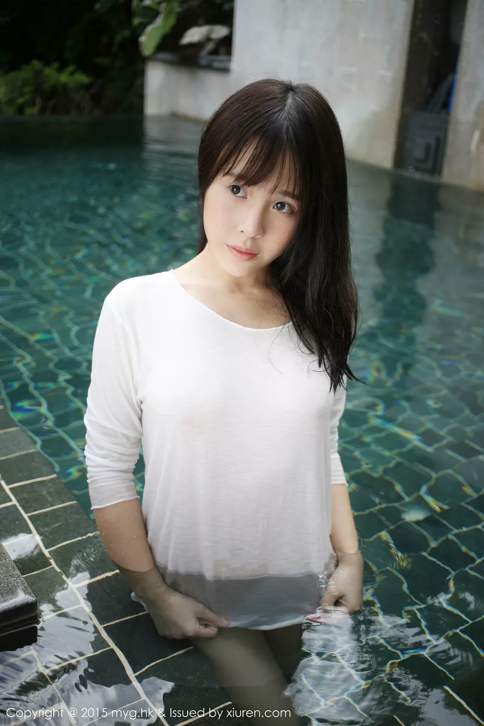 [MyGirl美媛馆]Vol.180_嫩模Evelyn艾莉白色T恤湿身真空透视秀美乳撩人写真60P