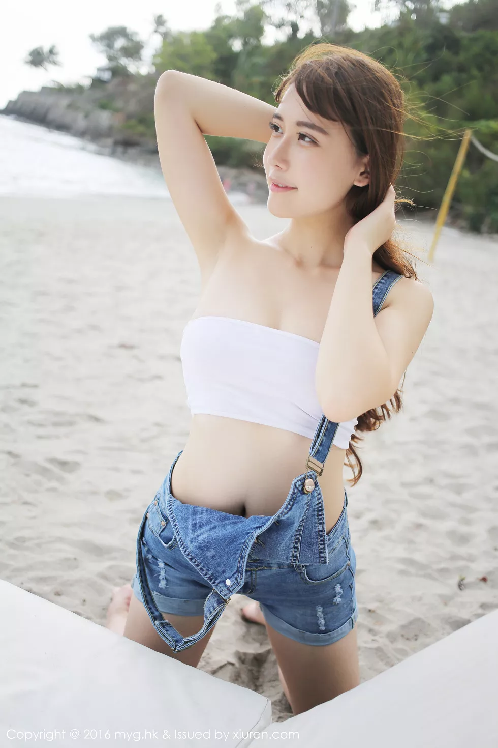 [MyGirl美媛馆]Vol.191_嫩模熊吖BOBO龙目岛旅拍沙滩边白纱裙下性感美臀写真67P