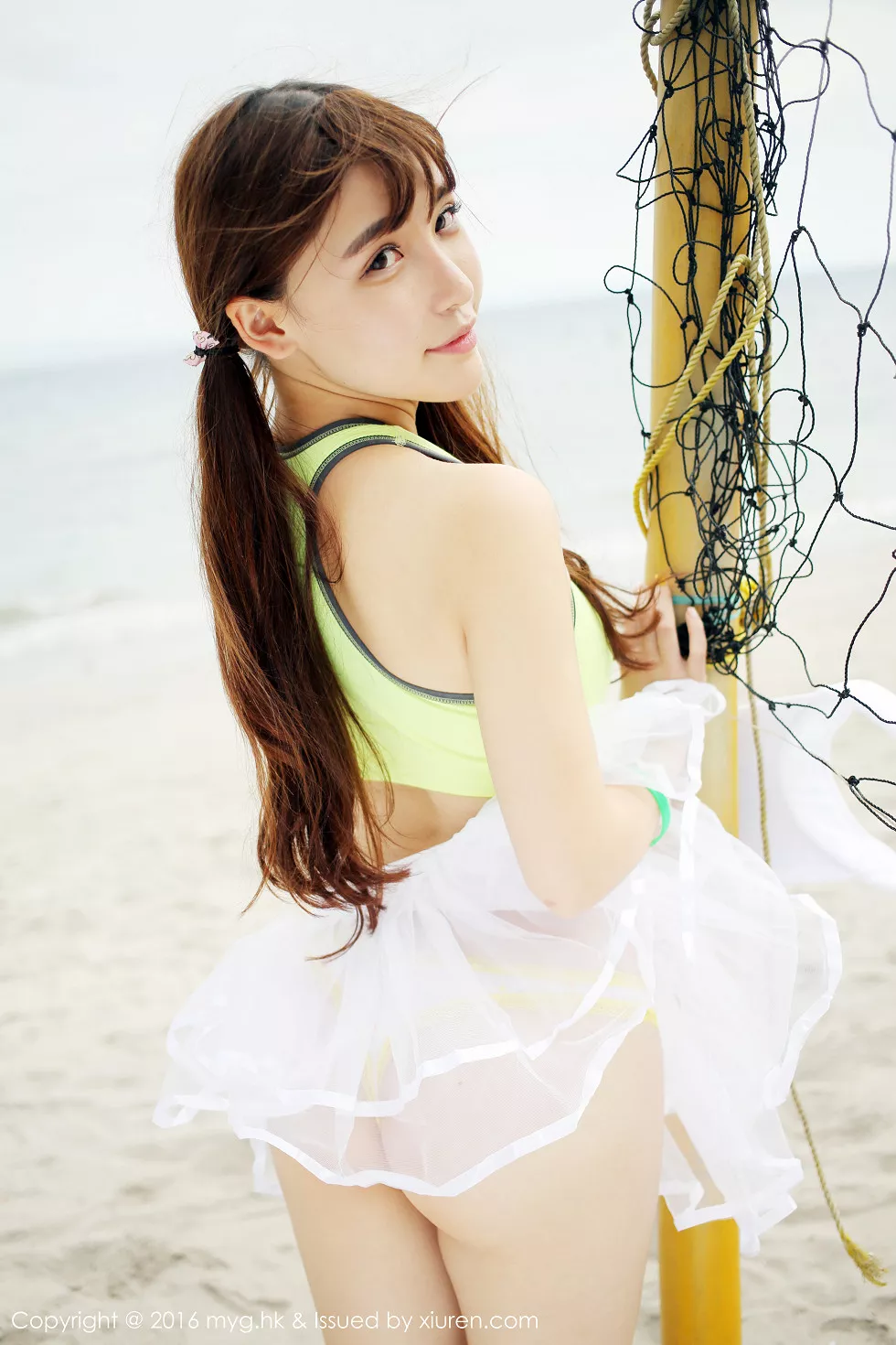 [MyGirl美媛馆]Vol.191_嫩模熊吖BOBO龙目岛旅拍沙滩边白纱裙下性感美臀写真67P