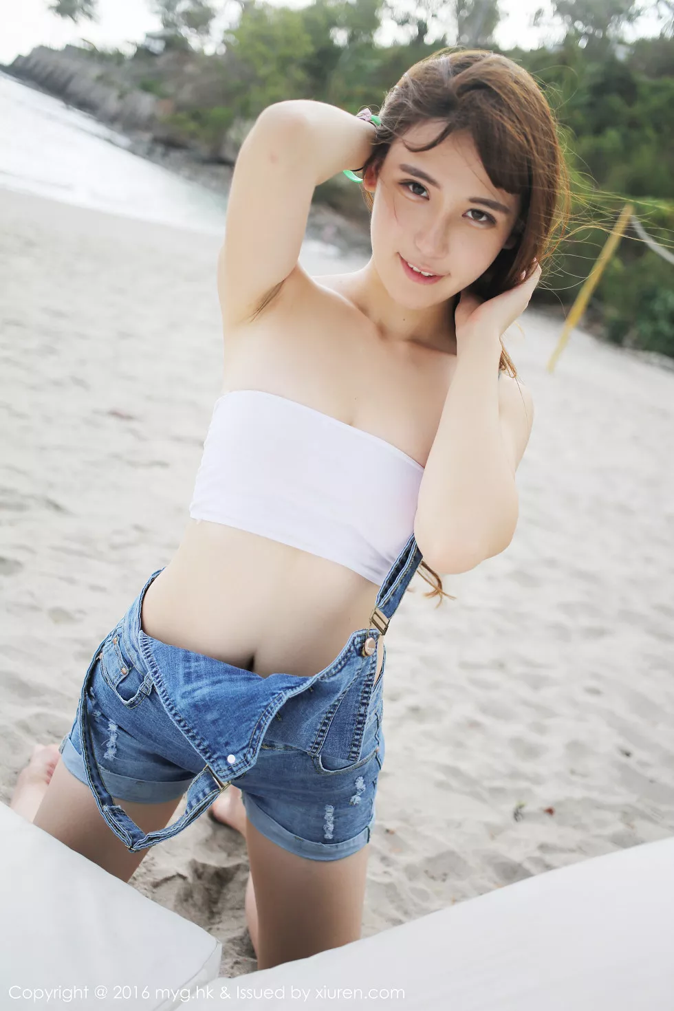 [MyGirl美媛馆]Vol.191_嫩模熊吖BOBO龙目岛旅拍沙滩边白纱裙下性感美臀写真67P