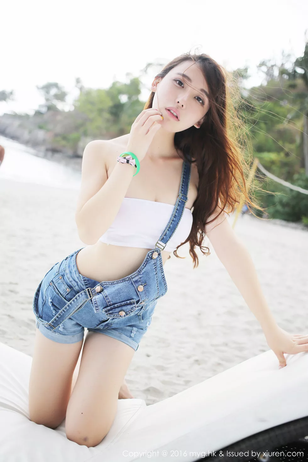 [MyGirl美媛馆]Vol.191_嫩模熊吖BOBO龙目岛旅拍沙滩边白纱裙下性感美臀写真67P