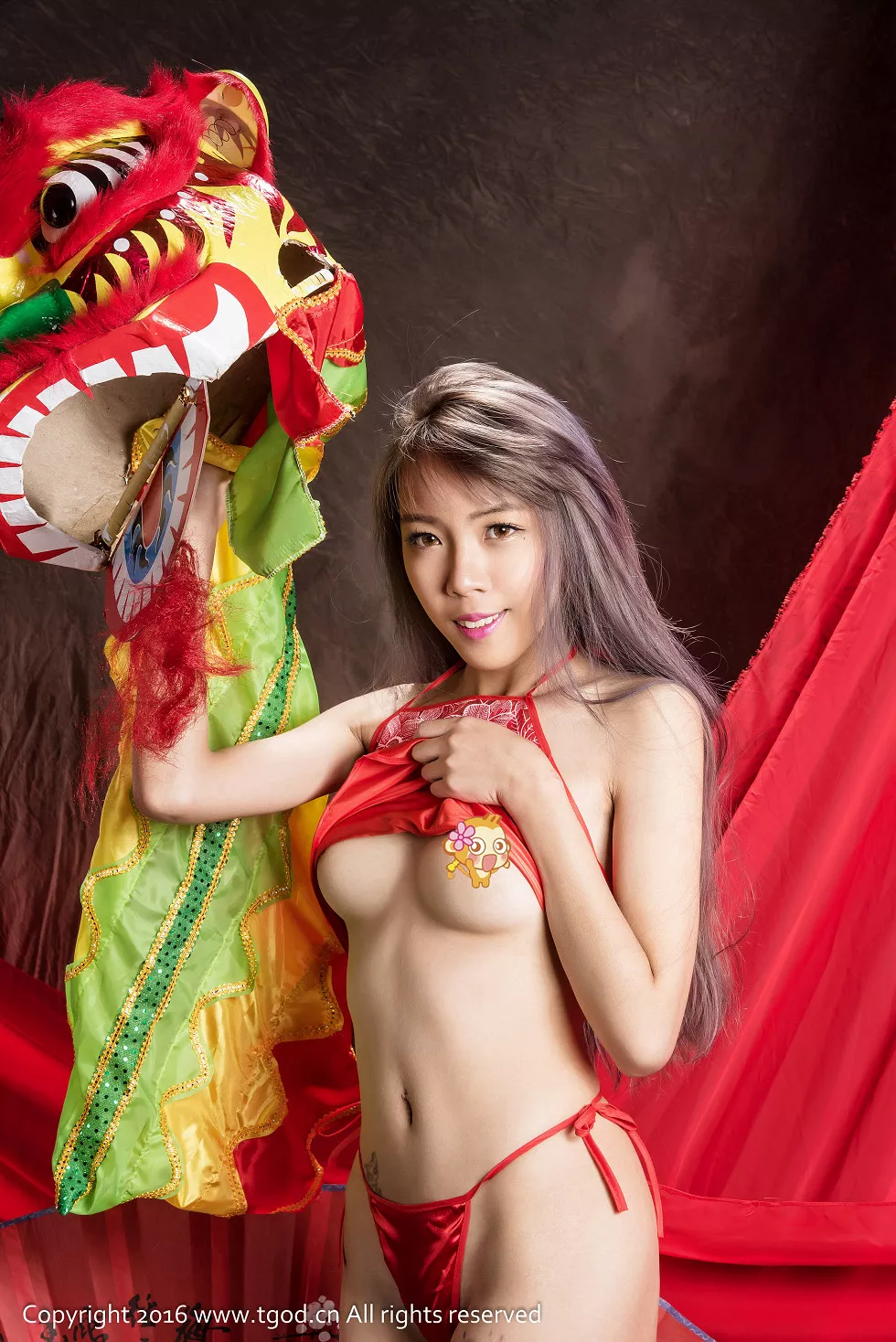 [TGOD推女神]2016.03.02_嫩模Meow喵喵哒第二刊完美身材演绎单车女郎红包诱惑42P
