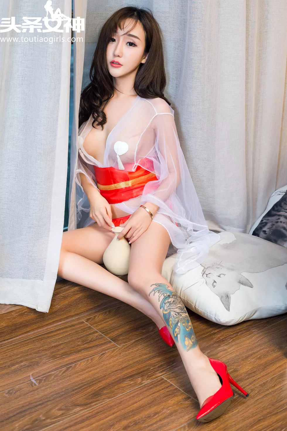 [Toutiao头条女神]No.157_嫩模小米粒儿薄纱透视秀美乳如玉肌肤魅惑迷人写真25P