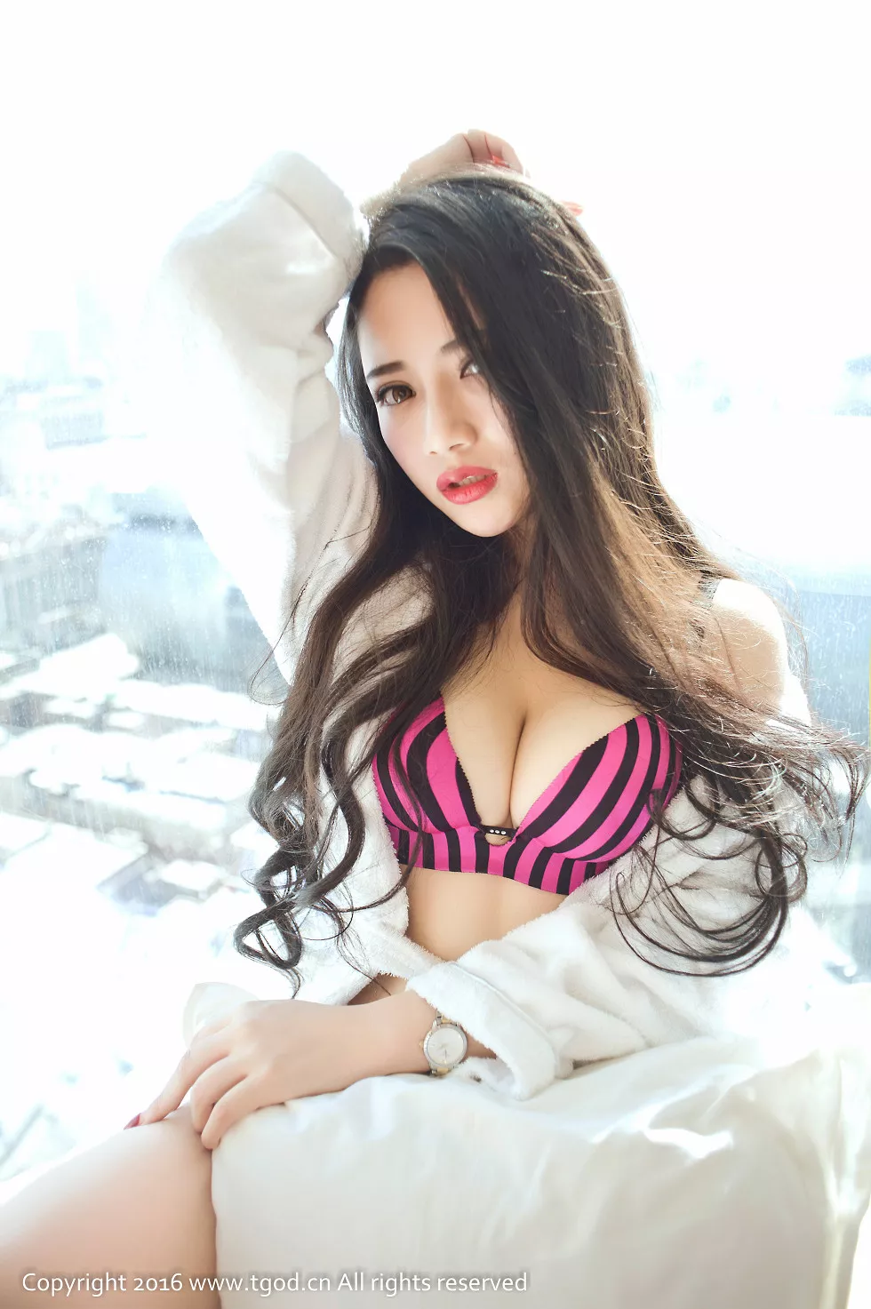 [TGOD推女神]2016.04.04_北方姑娘朱小旭连体开叉内衣秀美胸白嫩肌肤性感写真62P